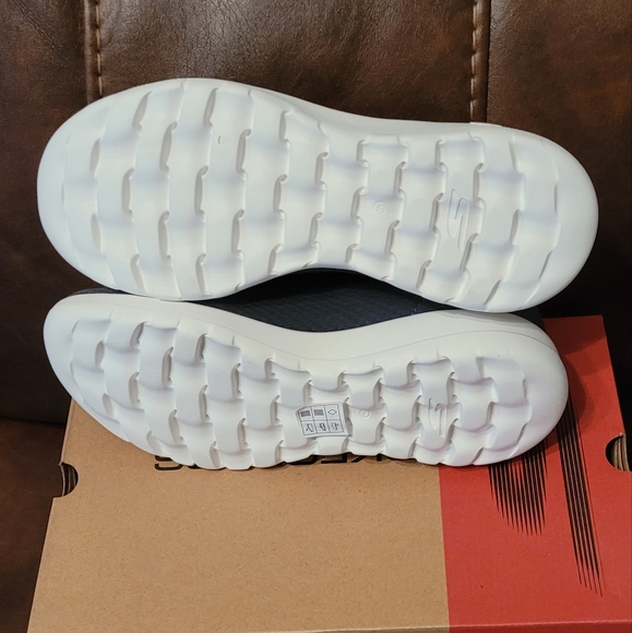 Skechers "Go Walk Joy".... Size 9 W...NEW - Picture 5 of 5